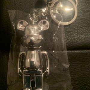 NWOT‎ unbranded bear silver keychain with jingle bell
